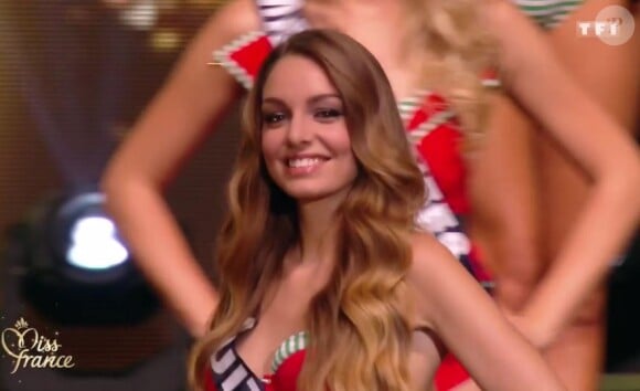 Miss Aquitaine 2016 : Axelle Bonnemaison - Les 12 demi-finalistes du concours Miss France 2017. Sur TF1, le 17 décembre 2016. 