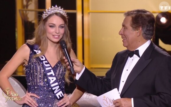 Miss Aquitaine 2016 : Axelle Bonnemaison - Les 12 demi-finalistes se présentent. Concours Miss France 2017. Sur TF1, le 17 décembre 2016. 