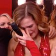 Camille Lou fond en larmes lors de la finale de l'émission "Danse Avec Les Stars" après un message d'amour de son compagnon Gabriele. Vidéo diffusée sur TF1, le vendredi 16 décembre 2016