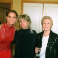 Sarah Marshall, Danièle Thompson et Michèle Morgan à Cannes en 2001.