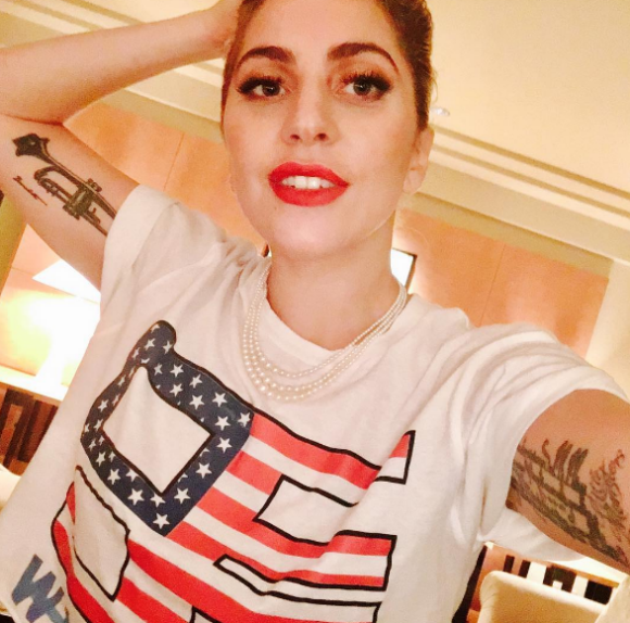 Lady Gaga expose ses tatouages sur les réseaux sociaux. Photo publiée sur Instagram au mois de novembre 2016