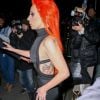 La chanteuse Lady Gaga, les cheveux rouges, à la sortie de son hôtel à New York, le 18 février 2016, pendant la Fashion week.