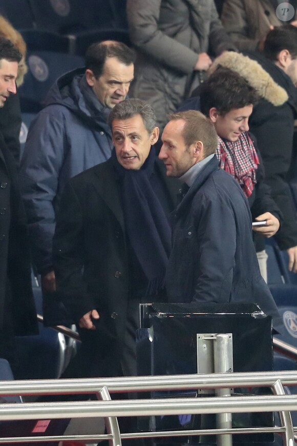 Nicolas Sarkozy lors du match de Ligue 1 entre le Paris Saint-Germain (PSG) et FC Lorient au Parc des Princes à Paris, France, le 21 décembre 2016. Le PSG a battu Lorient par 5 à 0. © Cyril Moreau/Bestimage