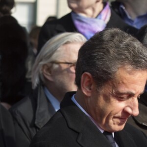 Bernadette Chirac, Nicolas Sarkozy et Patrick Devedjian lors de l'inauguration de la place Charles Pasqua à Le Plessis-Robinson, le 12 mars 2016.
