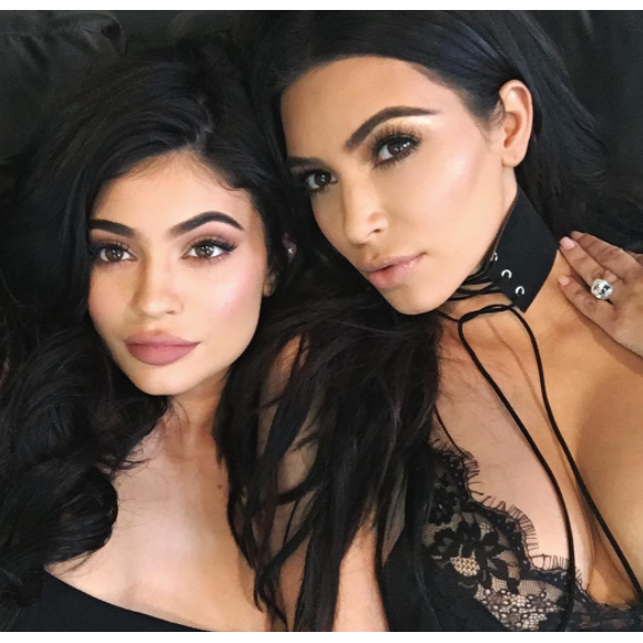 Les selfies préférés de 2016 de Kylie Jenner.