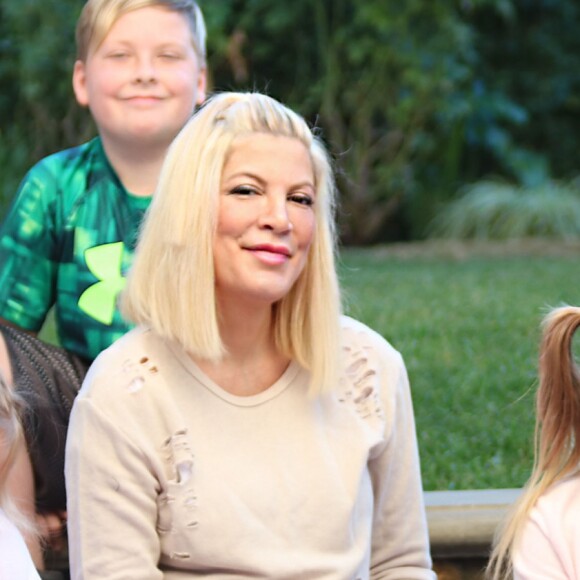 Tori Spelling a recueilli une petite cochone, Nutmeg. Le 26 décembre 2016 à Los Angeles