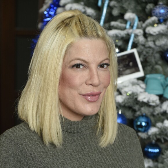 Tori Spelling, enceinte, pose à Los Angeles, le 16 décembre 2016