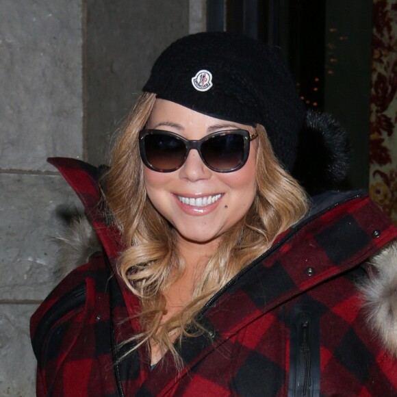 Exclusif - Mariah Carey fait ses derniers achats de Noël dans les boutiques Ermenegildo Zegna et Dolce & Gabbana à Aspen dans le Colorado le 24 décembre 2016.