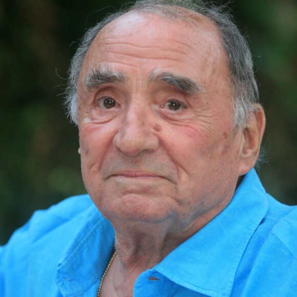 L'acteur Claude Brasseur a été promu au grade d'officier -Ici au Festival "Un réalisateur dans la ville" à Nimes, France, le 31 juillet 2016.