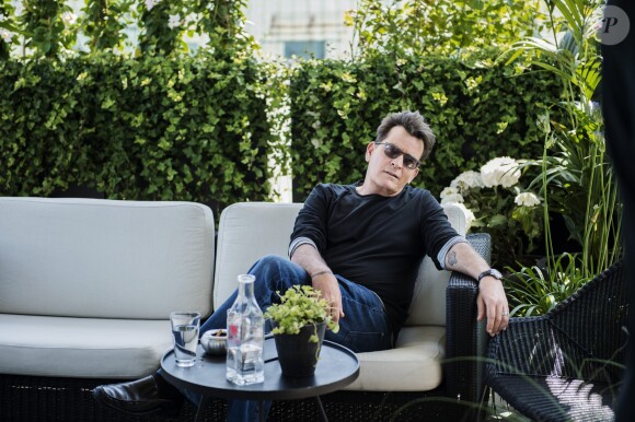 Exclusif - Charlie Sheen pendant un interview à Stockholm pour son show "An evening with Charlie Sheen" le 15 juin 2016.