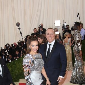 Thalia et son mari Tommy Mottola à la Soirée Costume Institute Benefit Gala 2016 (Met Ball) sur le thème de "Manus x Machina" au Metropolitan Museum of Art à New York, le 2 mai 2016. © Sonia Moskowitz/Globe Photos/Zuma Press/Bestimage