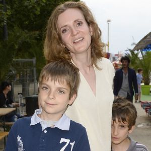 Nathalie Kosciusko-Morizet (NKM) avec ses fils, Paul-Elie (à gauche) et Louis-Abel - Inauguration de la Fête des Tuileries à Paris le 26 juin 2015.