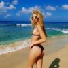 Lottie Moss à la Barbade. Décembre 2016.