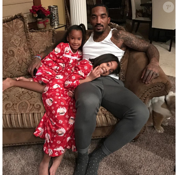 J.R. Smith et ses deux filles pendant les vacances de Noël. Photo publiée sur Instagram au mois de décembre 2016