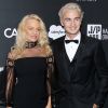 Pamela Anderson et son fils Brandon Thomas Lee participent à la soirée de charité organisée par Sean Penn au profit d'Haiti à Beverly Hills le 7 janvier 2017.