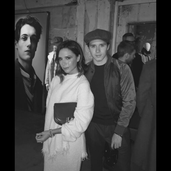 Victoria et Brooklyn Beckham à la présentation de la nouvelle collection de Kent & Curwen. Londres, le 8 janvier 2017.