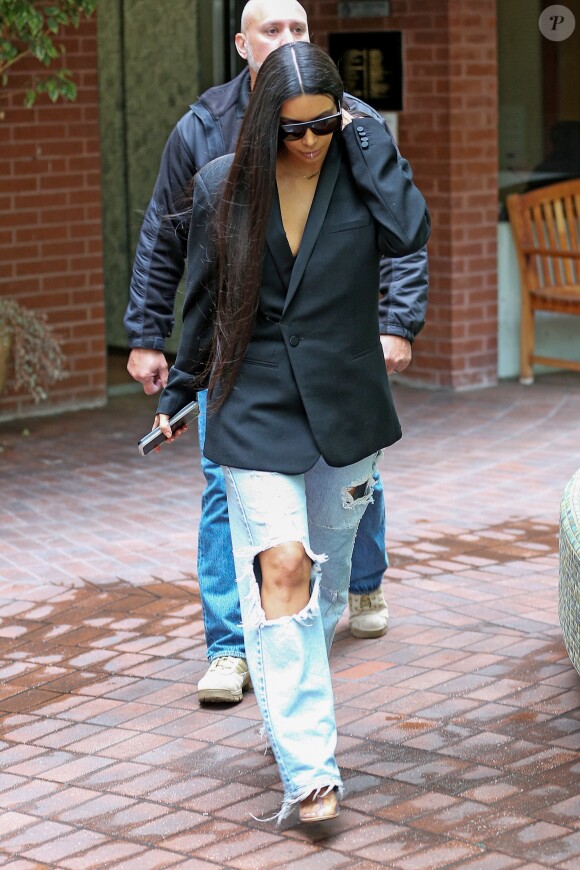 Kim Kardashian s'est rendue chez le médecin à Los Angeles, le 5 janvier 2017.