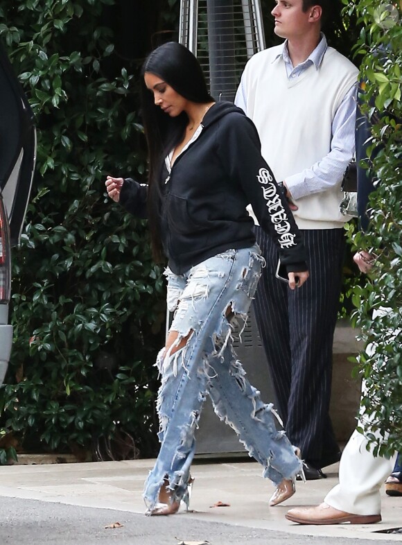 Kim Kardashian se promène à Bel Air. Los Angeles, le 4 janvier 2017.