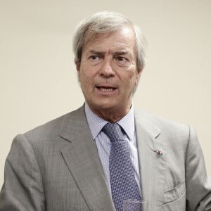 Exclusif - Vincent Bolloré - Remise du prix Bretagne–prix Breizh parrainé par le groupe Bolloré à Lorraine Fouchet pour son livre " Entre ciel et Lou " aux editions Héloise d'Ormesson, à la Maison de Bretagne à Paris le 22 juin 2016. © Stéphane Lemouton / BestImage