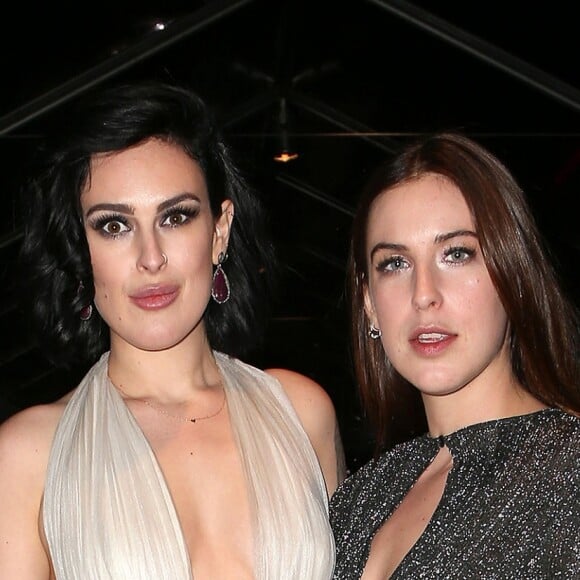 Rumer Willis et sa soeur Scout Willis au photocall de l'afterparty Weinstein Company et Netflix après les Golden Globes au Beverly Hilton de Los Angeles le 8 janvier 2017. © F. Sadou/AdMedia via ZUMA Wire / Bestimage au photocall de l'afterparty Weinstein Company et Netflix après les Golden Globes au Beverly Hilton de Los Angeles le 8 janvier 2017. © F. Sadou/AdMedia via ZUMA Wire / Bestimage