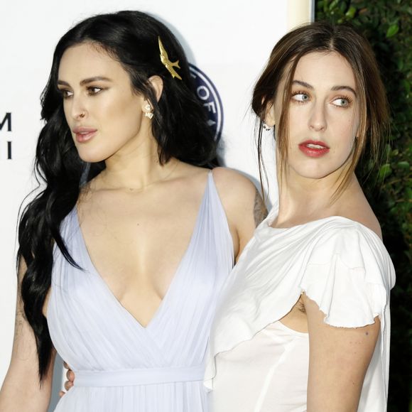 Rumer Willis et sa soeur Scout LaRue Willis lors du 10ème Gala Annuel "The Art Of Elysium" au studios Red à Los Angeles, Californie, Etats-Unis, le 7 janvier 2017. © Future-Image/Zuma Press/Bestimage