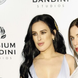 Rumer Willis et sa soeur Scout LaRue Willis lors du 10ème Gala Annuel "The Art Of Elysium" au studios Red à Los Angeles, Californie, Etats-Unis, le 7 janvier 2017. © Future-Image/Zuma Press/Bestimage