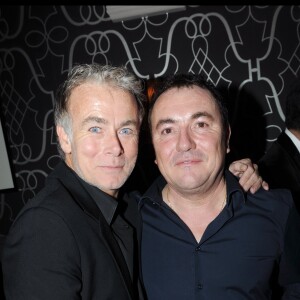 Franck Dubosc et Fabien Onteniente - Nouvel an russe Smirnoff chez Castel, à Paris, le 13 janvier 2011.