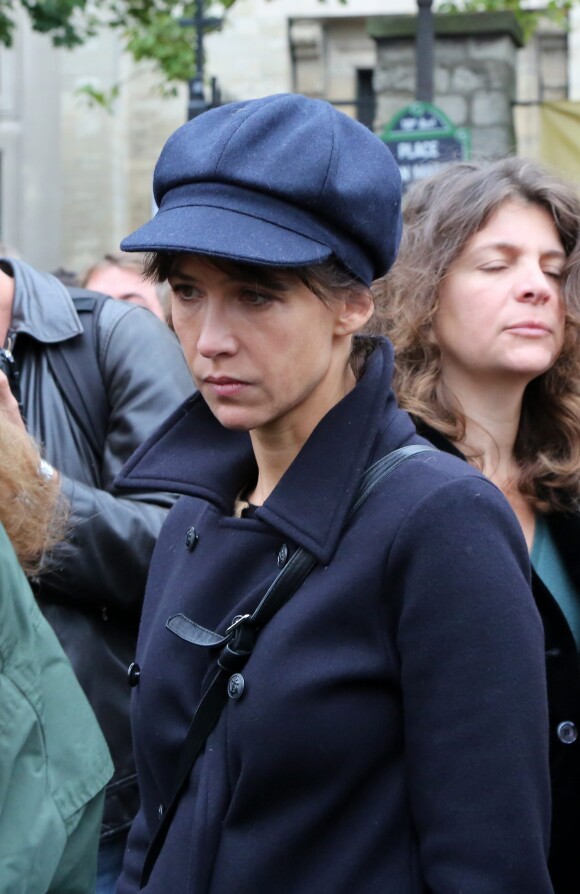 Sophie Marceau - Funerailles du realisateur Claude Pinoteau a Montmartre a Paris. Le 11 octobre 2012.