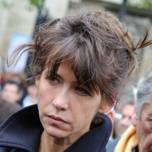 Info - Décès de la mère de Sophie Marceau, Simone Maupu - Sophie Marceau - Funerailles du realisateur Claude Pinoteau a Montmartre a Paris. Le 11 octobre 2012.