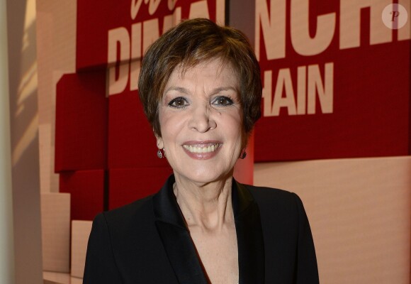 Catherine Laborde - Enregistrement de l'émission "Vivement Dimanche" consacrée à Catherine Laborde à Paris le 10 février 2016. Diffusion sur France 2, à 14h15 le 14 février 2016. ©Coadic Guirec/Bestimage