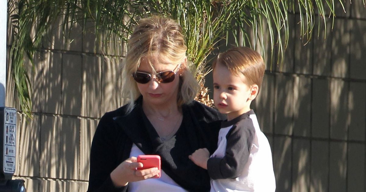 Exclusif Sarah Michelle Gellar Et Son Fils Rocky Prinze Dans Les Rues