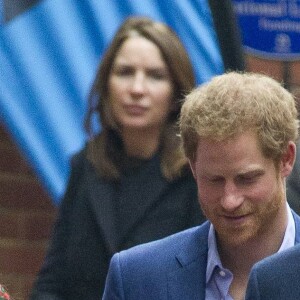 La duchesse Catherine de Cambridge, le prince William et le prince Harry à la fête de Noël de Heads Together à Londres le 19 décembre 2016