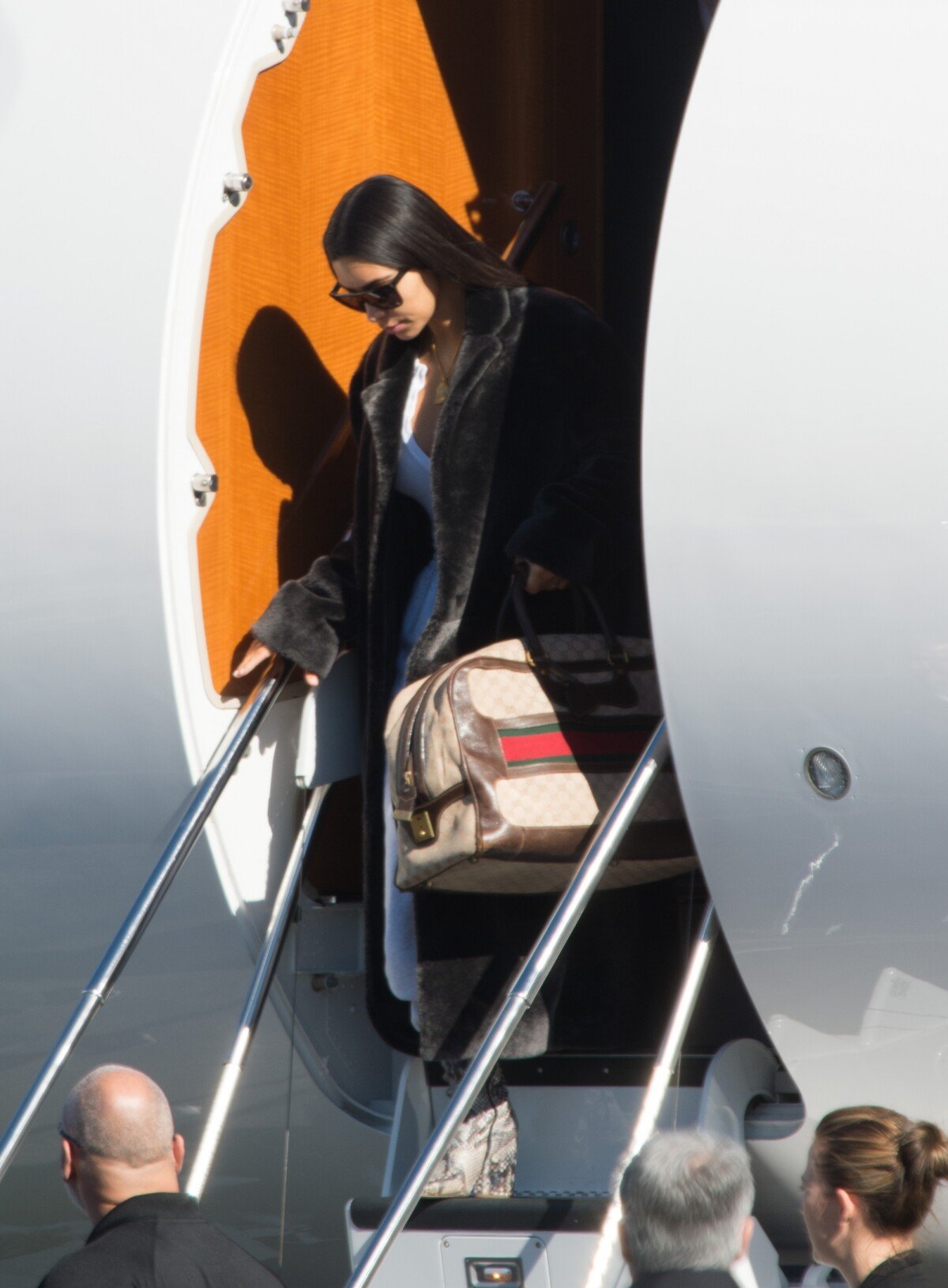 Photo : Kim Kardashian arrive en jet privé à Los Angeles le 17 janvier ...