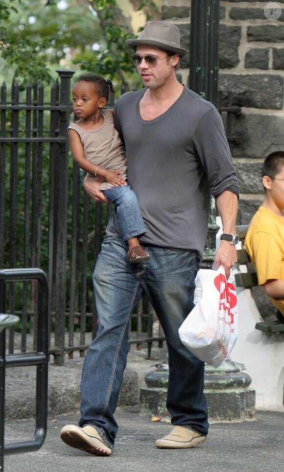 Brad Pitt et Zahara  à Manhattan, New York, le 26 août 2007.