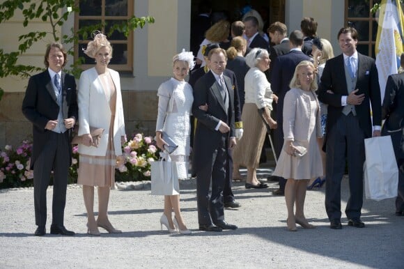 Jan Dinkelspiel, Ellen Dinkelspiel, Louise Cronstedt, Jacob Cronstedt , Charlotte Kreuger Cederlund, Christoffer Cederlund - Baptême de la princesse Leonore à Stockholm en Suède le 8 juin 2014.