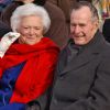 L'ancien président George H. W. Bush et sa femme Barbara pendant les cérémonies d'inauguration dde l'aile ouest du Capitol, à Washington le 20 janvier 2005.