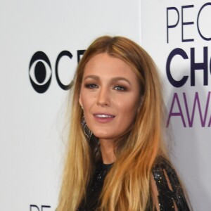 Blake Lively à la soirée des People's Choice awards à Los Angeles, le 18 janvier 2017.