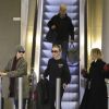 Vanessa Paradis, sa fille Lily-Rose Depp, et Monica Bellucci, arrivées de Los Angeles, le 11 janvier, à l'aéroport de Roissy.