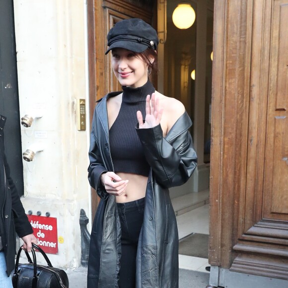 Bella Hadid à la sortie de la maison de couture Givenchy à Paris, à l'occasion de la fashion week de Paris. Le 20 janvier 2017 © Cyril Moreau / Bestimage