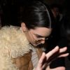 Kendall Jenner sortant du défilé de mode "Givenchy", collection Hommes Automne-Hiver 2017/2018 sur le site Richelieu de la Bibliothèque nationale de France à Paris. Le 20 janvier 2017.