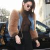 Kendall Jenner sort de l'hôtel George V à Paris pour aller faire du shopping chez Chanel, le 21 janvier 2017.