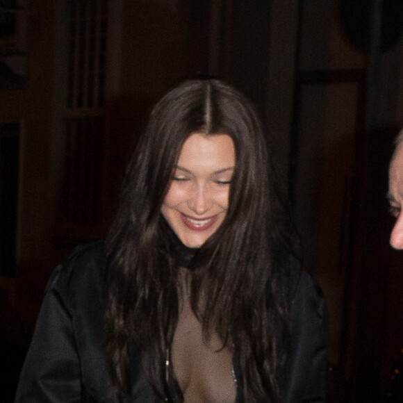 Exclusif - Bella Hadid arrive à la boîte de nuit Le Montana à Paris, le 20 janvier 2017, pendant la semaine de la mode masculine à Paris.