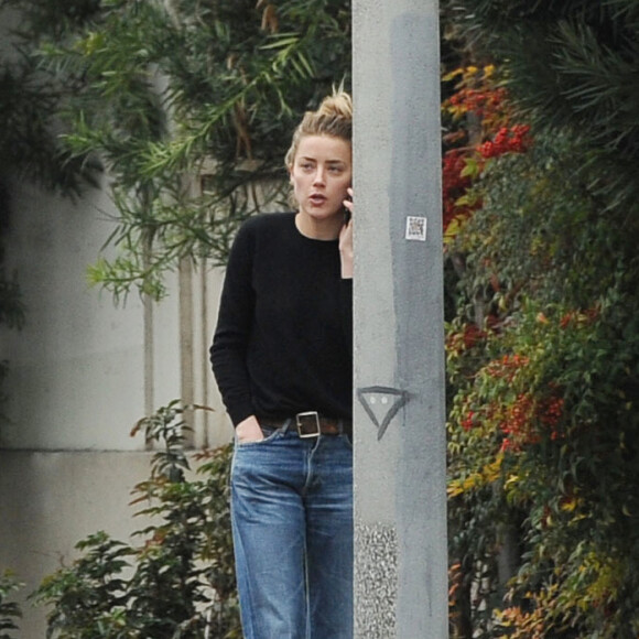 Amber Heard va rendre visite à un ami à Los Angeles, le 18 Janvier 2017. © CPA/Bestimage