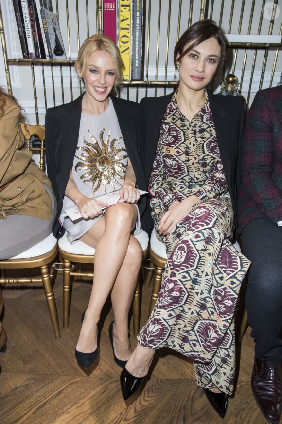 Kylie Minogue et Olga Kurylenko - Défilé Schiaparelli, collection Haute Couture printemps-été 2017 à Paris. Le 23 janvier 2017.  © Olivier Borde / Bestimage