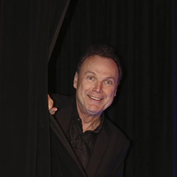 Exclusif - Prix Spécial - Julien Lepers , seul sur la scène du Quai du rire avec son spectacle "Danse avec les mots" à Marseille, le 5 janvier 2017. © Philippe Doignon/Bestimage