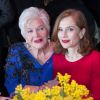 Line Renaud et Isabelle Huppert - 15ème édition du "Dîner de la mode du Sidaction" au Grand Palais à Paris, le 26 janvier 2017. © Olivier Borde/Bestimage