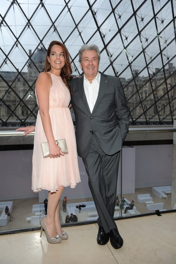 Anouchka et Alain Delon au Louvre Paris le 12 juin 2013.