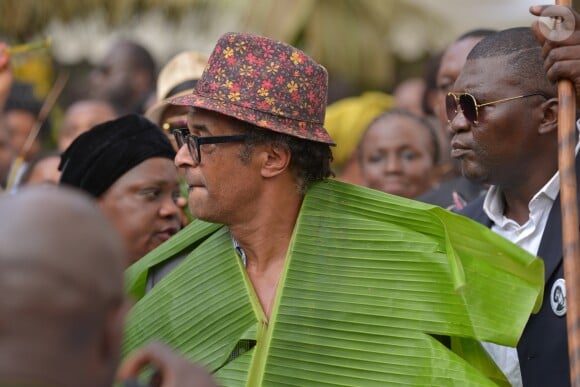 Exclusif - Yannick Noah - Cérémonie traditionnelle lors des obsèques de Zacharie Noah à Yaoundé au Cameroun, le 18 janvier 2017.
