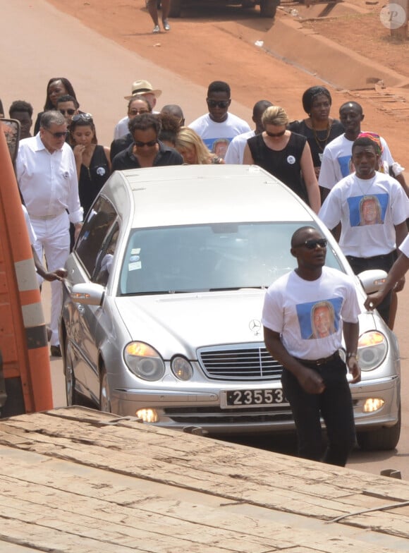 Exclusif - Jean-Claude Camus, Isabelle Camus et Yannick Noah - Obsèques de Zacharie Noah à Yaoundé au Cameroun le 17 janvier 2017.