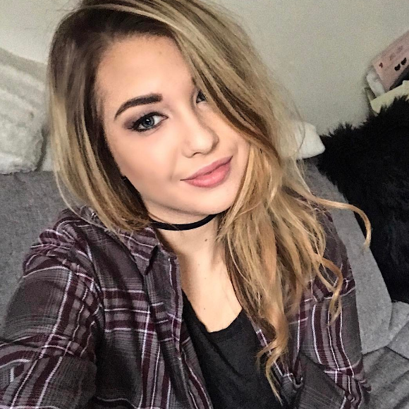 EnjoyPhoenix a publié une photo d'elle sur sa page Instagram au mois de janvier 2017